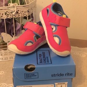 Stride Rite Soft Motion Water Shoes